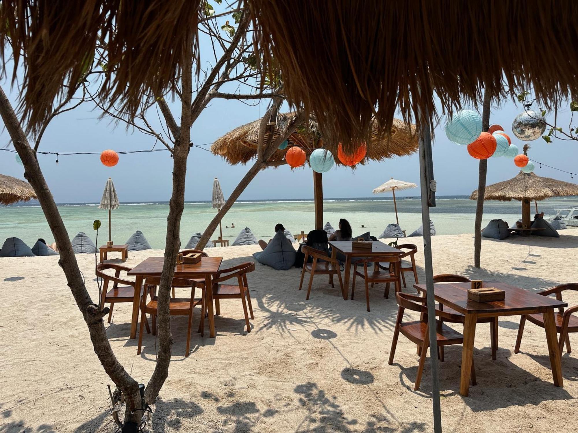 Senang Villa Gili Air Exterior foto